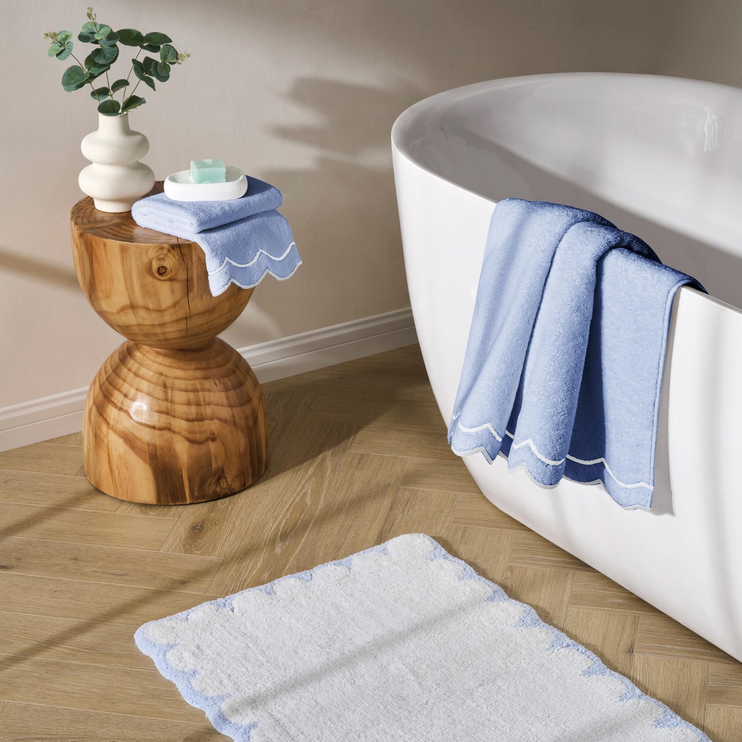 Peri Home 100% Cotton Hand Towel for Bathroom, Embroidered, Soft & Absorbent, 500 GSM, 1 Piece, 16" x 27", White with Blue Scallop