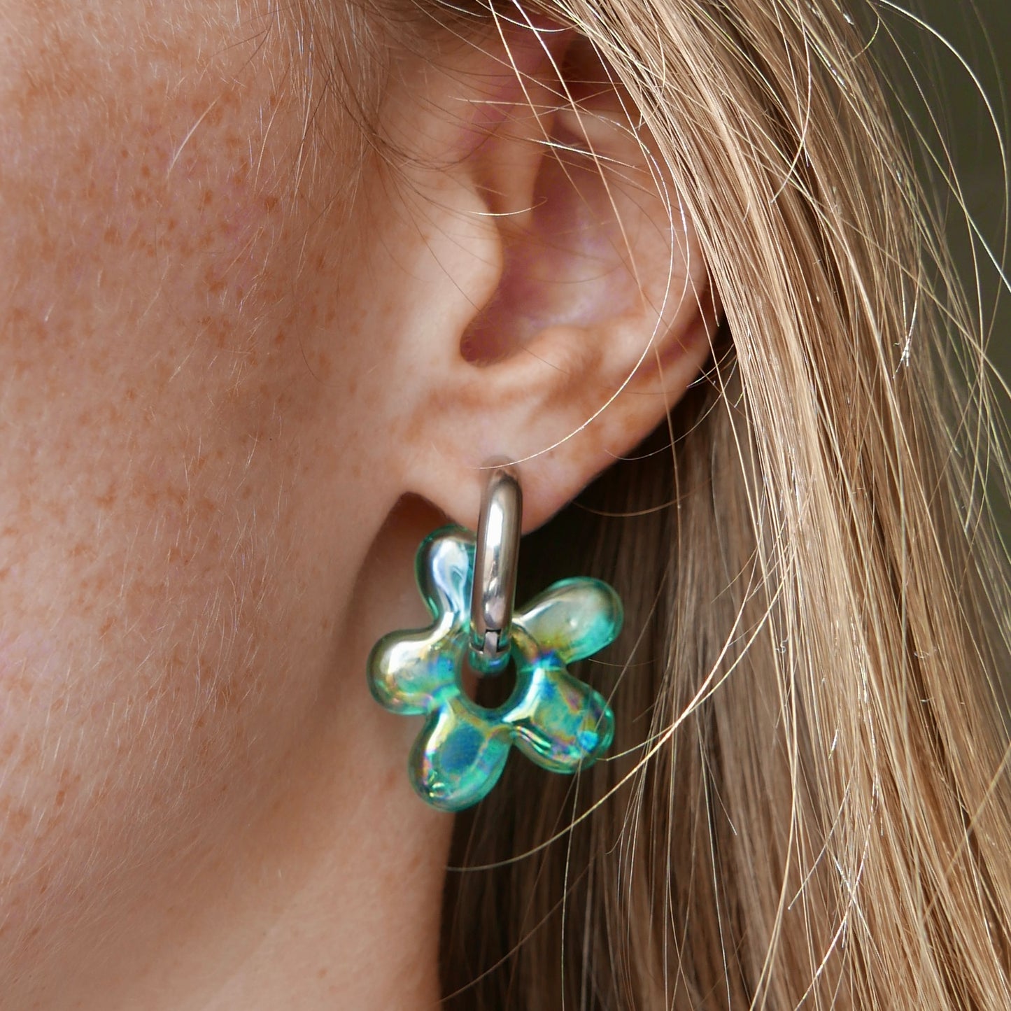 Vera Iridescent Earrings